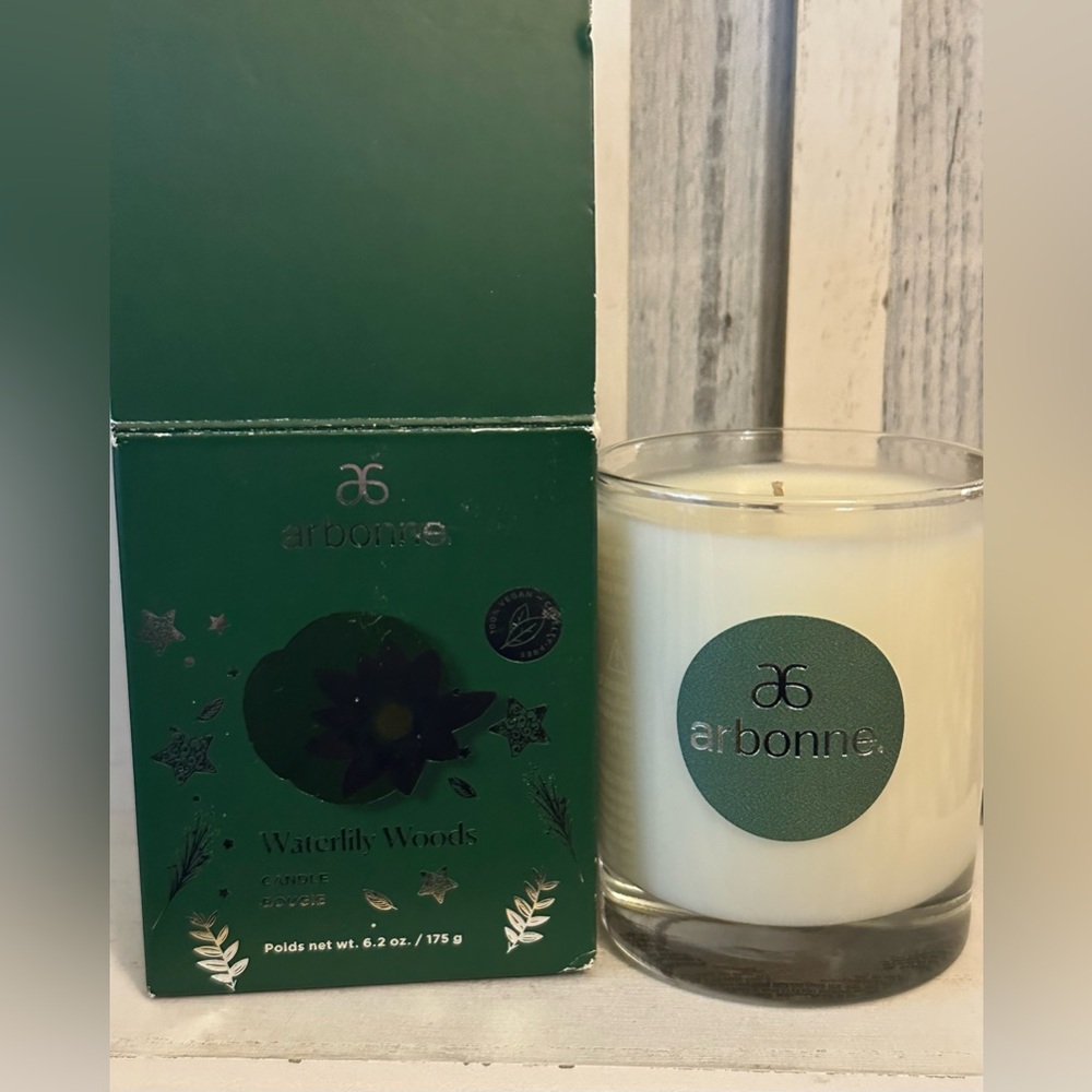 Arbonne WATERLILY WOODS Candle Christmas Holiday Scent Made USA Single Wick Jar